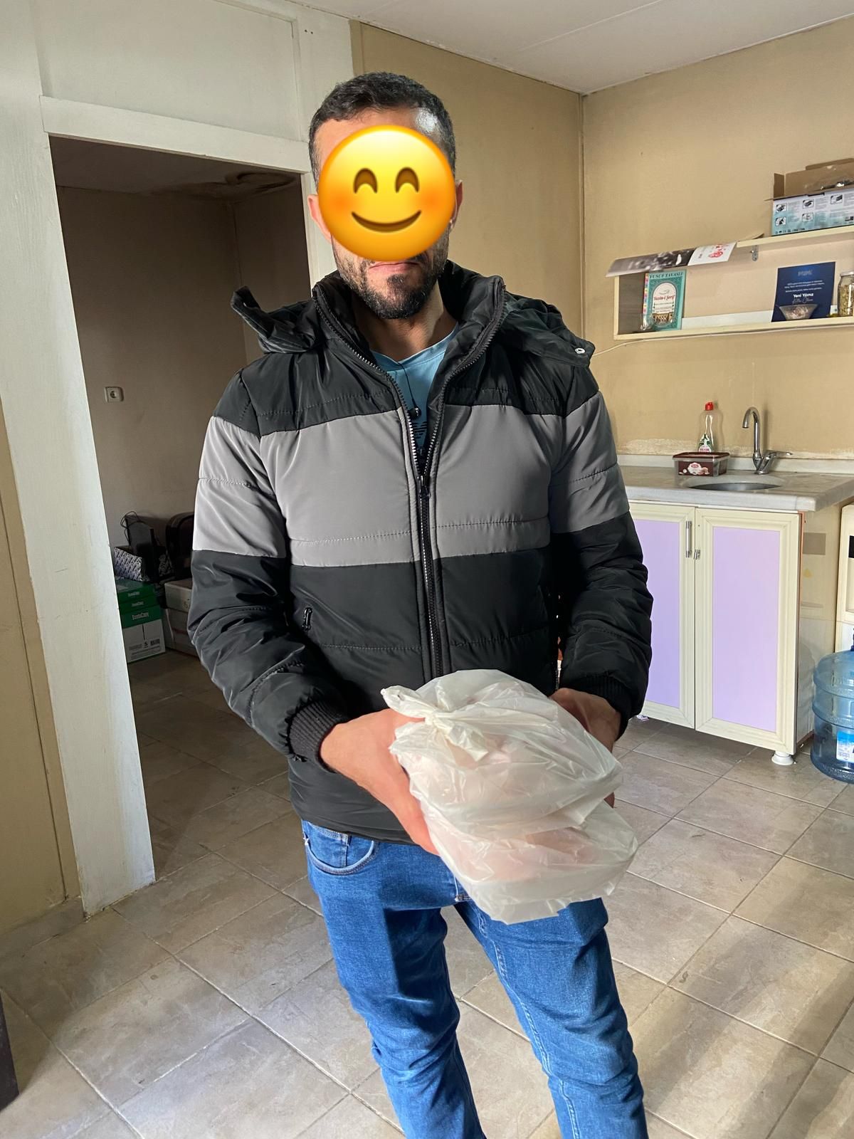 Arnavutköy Erzak Kolisi Dağıtımı