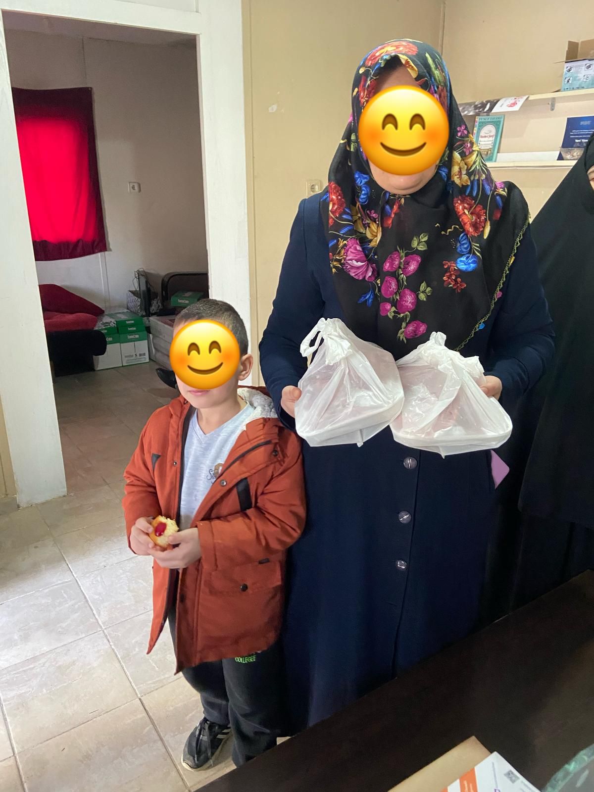 Arnavutköy Erzak Kolisi Dağıtımı