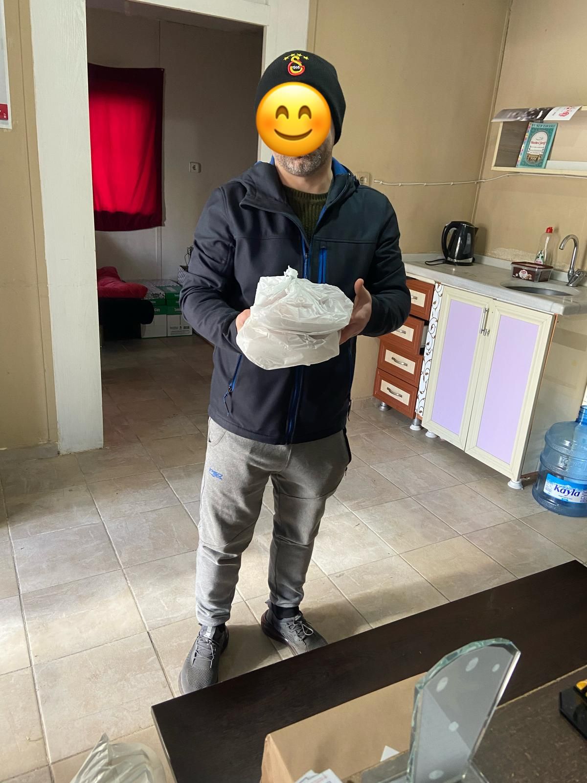 Arnavutköy Erzak Kolisi Dağıtımı