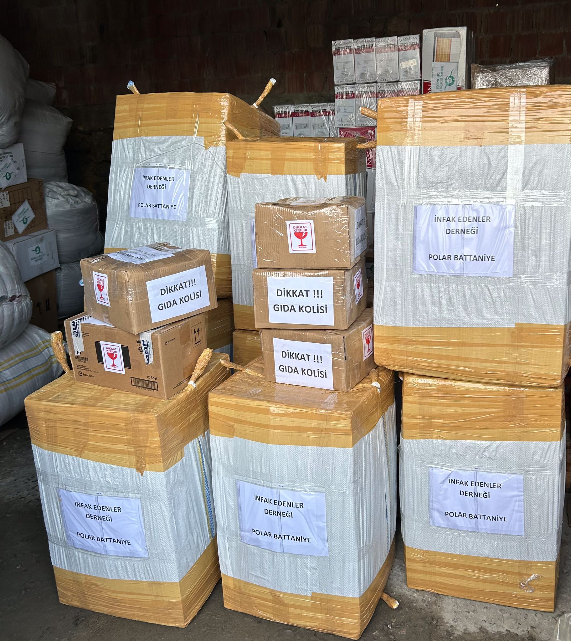 Deprem Bölgesi İçin Hazırlanan Tır Envanteri