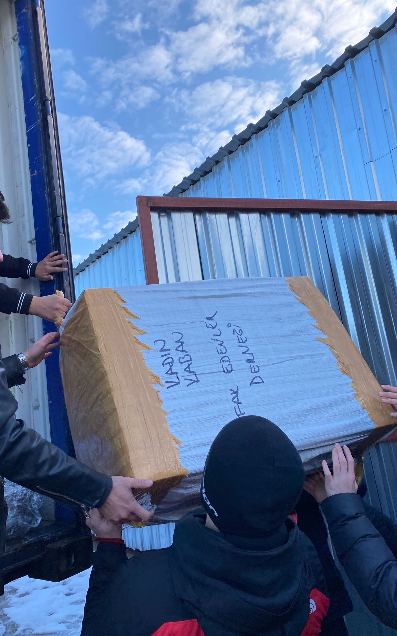 Deprem Bölgesi İçin Hazırlanan Tır Envanteri