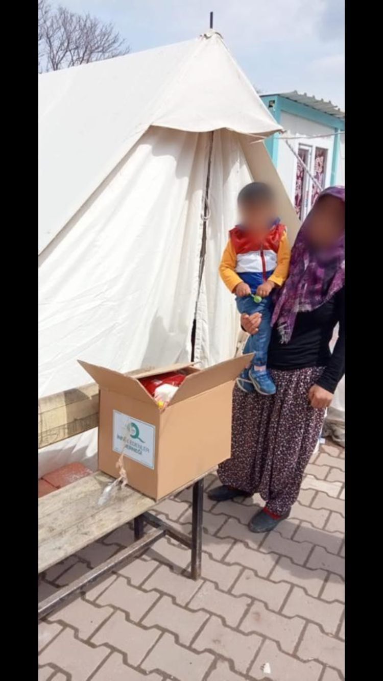 Depremzedelere Dağıtım