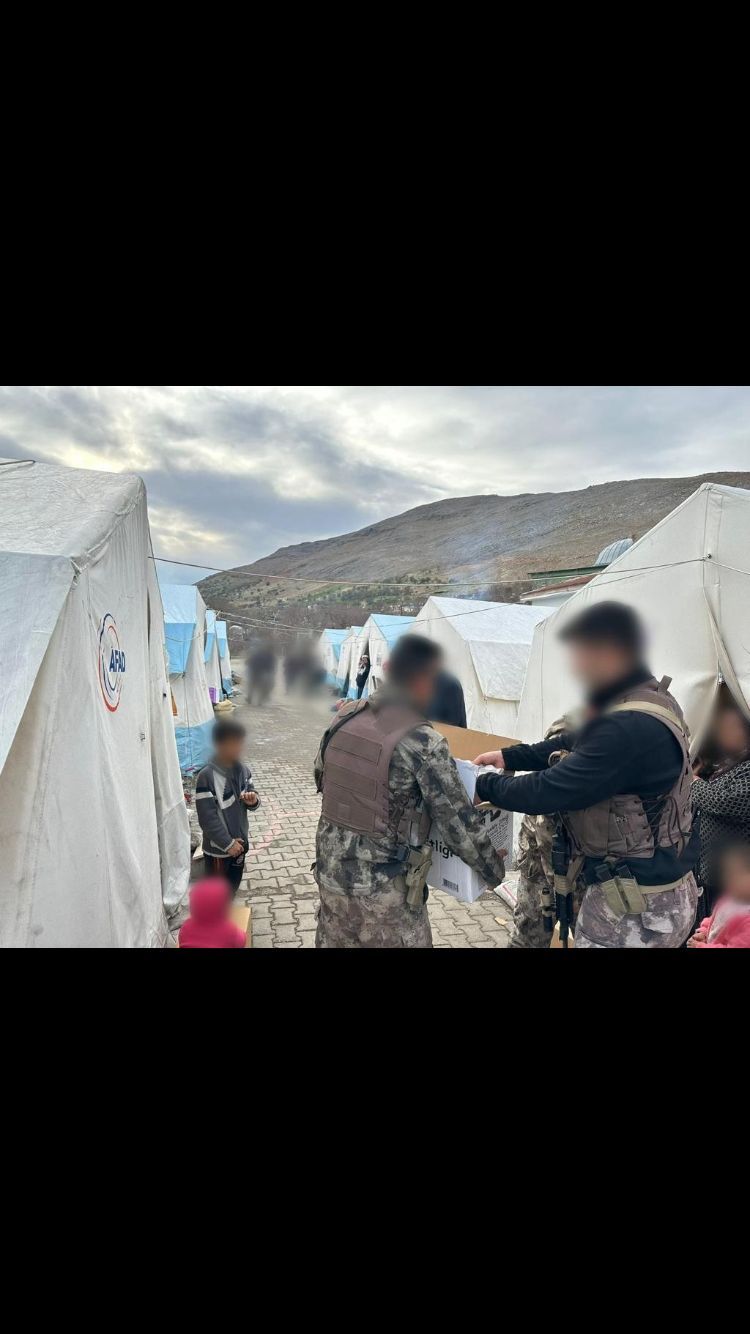 Depremzedelere Dağıtım