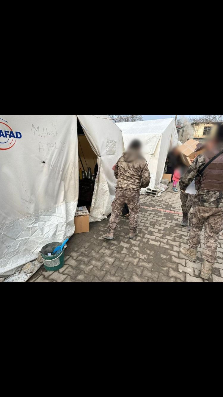 Depremzedelere Dağıtım